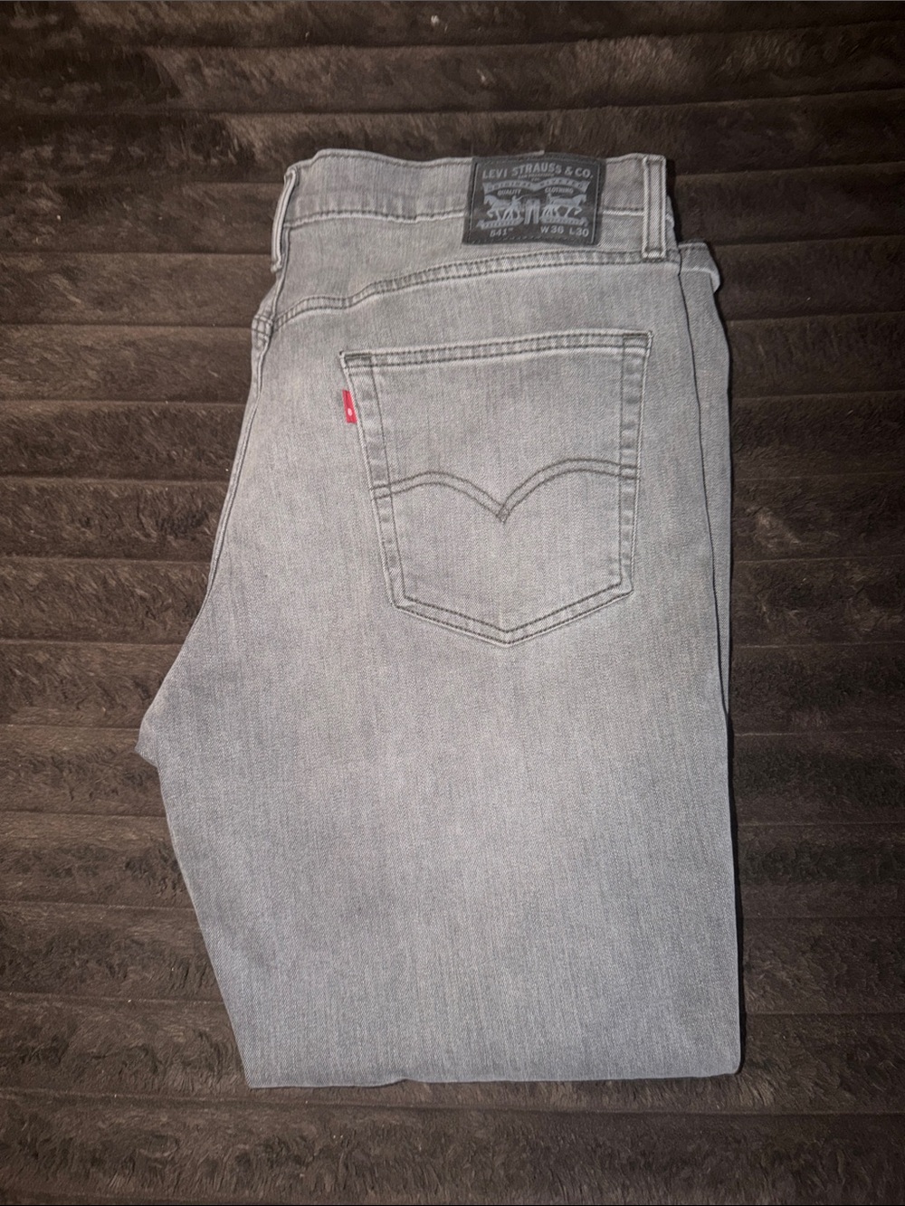 Levi's Men's Light Gray Straight Jeans - Signature Back Pocket